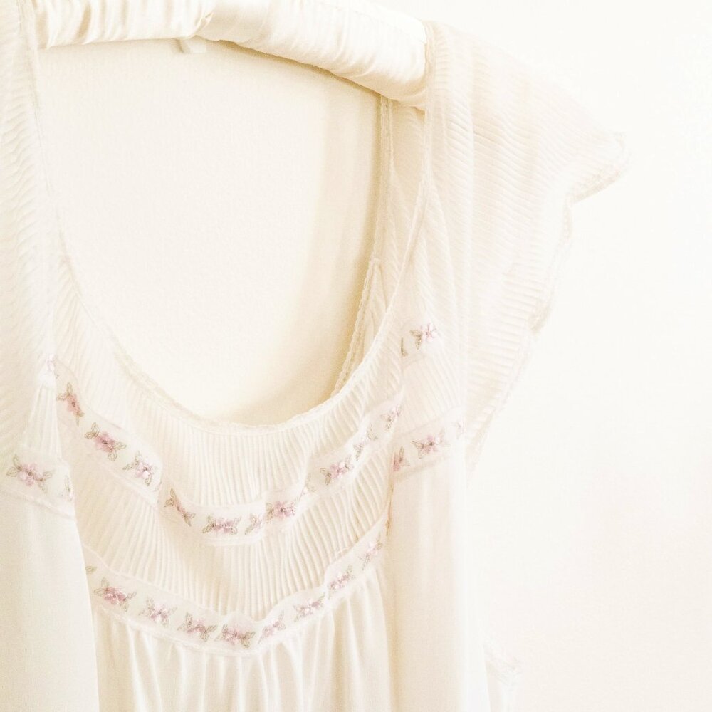 Vintage Rare White Long Floral Detail Nightgown Nightie Lingerie
